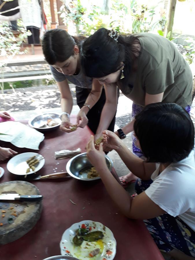 Dewa Put Guest House Ubud Esterno foto